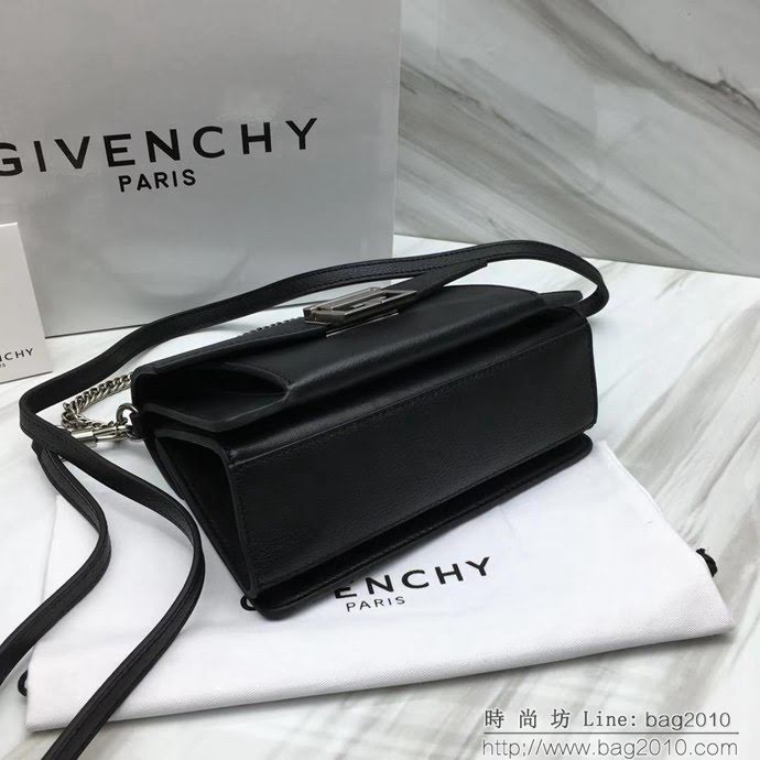 GlVENCHY紀梵希 法國代購級別 Givenchy Bag 巴黎走秀新款 中號 鏈條手提 斜挎包  tsg1251